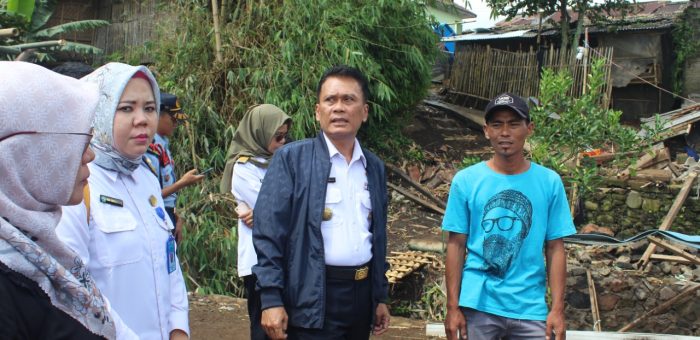 <strong>Bantu Korban Cianjur, Aman Jaya Serahkan Bansos & Adakan Edukasi Bencana (PKM)</strong>